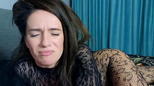 ElizaaXO online show from 01/04/25, 07:02