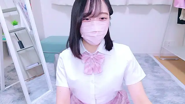 Snapshot of Yurie_ chatting on 12/08/24, 01:56 Yurie online show from 12/08/24, 01:56