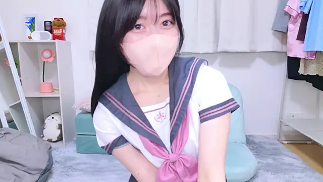 Snapshot of Yurie_ chatting on 03/02/25, 11:07 Yurie online show from 03/02/25, 11:07