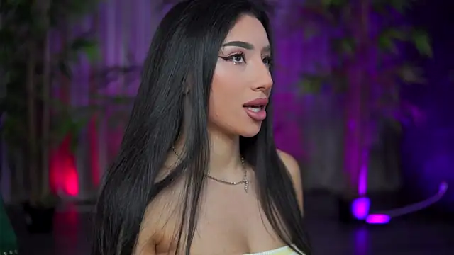 GinaValentinna online show from 10/21/25, 07:03