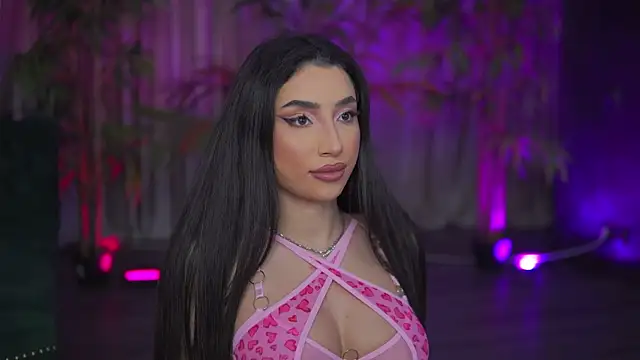 GinaValentinna online show from 11/02/25, 08:00