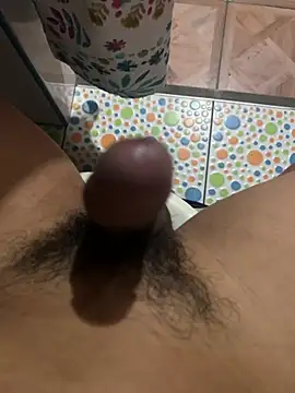 Snapshot of thediference chatting on 12/16/24, 12:59 thediference online show from 12/16/24, 12:59