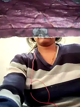 Snapshot of lovelyruhi chatting on 12/05/24, 10:23 lovelyruhi online show from 12/05/24, 10:23