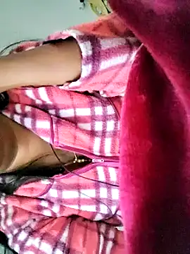 Snapshot of lovelyruhi chatting on 12/27/24, 10:55 lovelyruhi online show from 12/27/24, 10:55