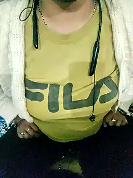 Snapshot of lovelyruhi chatting on 01/05/25, 08:54 lovelyruhi online show from 01/05/25, 08:54