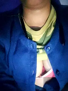 Snapshot of lovelyruhi chatting on 01/08/25, 06:52 lovelyruhi online show from 01/08/25, 06:52