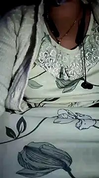 Snapshot of lovelyruhi chatting on 01/19/25, 06:21 lovelyruhi online show from 01/19/25, 06:21