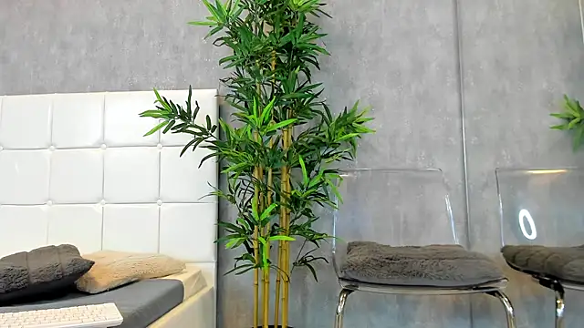 KatelynSparks online show from 02/15/25, 09:38