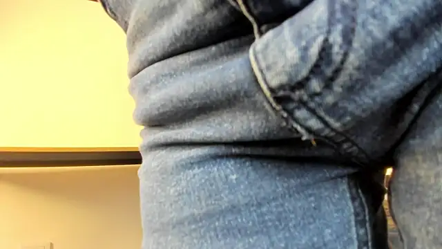 Caroline dh online show from 04/13/26, 11:37