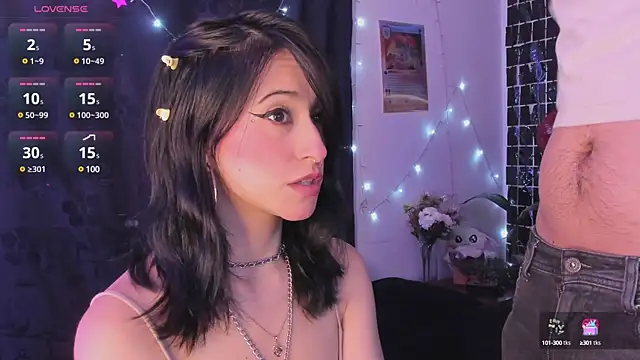 Snapshot of Carlasxdreams chatting on 03/04/25, 04:27 Carlasxdreams online show from 03/04/25, 04:27