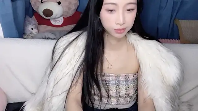 Lili-2 online show from 01/31/26, 07:11