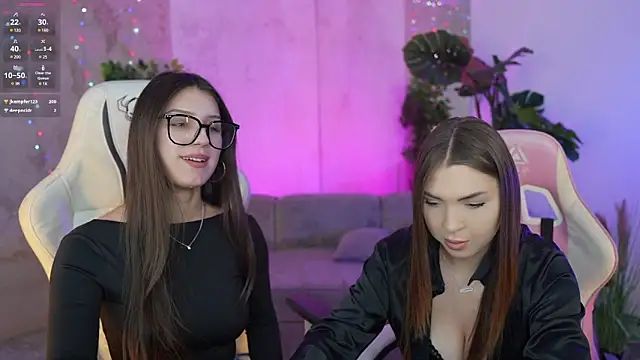 Julia  Star  online show from 03/21/25, 12:28