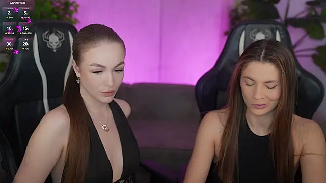 Julia  Star  online show from 04/22/26, 03:24