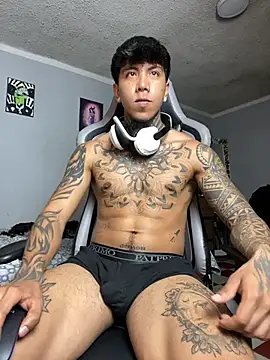 Nickhot0609 online show from 10/23/25, 02:55