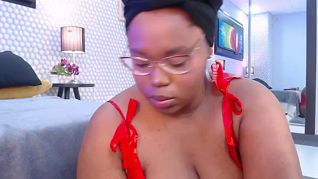 Makena gh online show from 02/09/25, 03:22