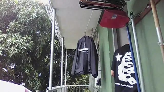 Jestebanano online show from 04/15/26, 02:24