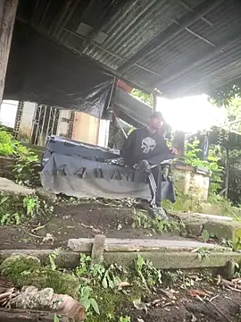 Jestebanano online show from 04/21/26, 12:22