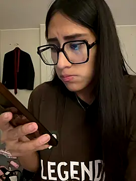 AleFantasy0001 online show from 10/02/25, 01:12