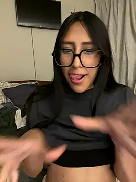 AleFantasy0001 online show from 11/20/25, 03:39