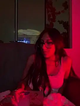 AleFantasy0001 online show from 05/26/26, 05:14