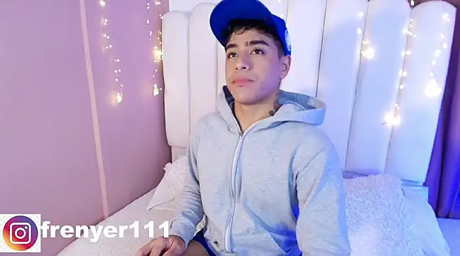 kiing azahell online show from 02/26/25, 05:42