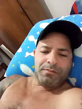 Snapshot of Marciogrei chatting on 02/10/25, 01:03 Marciogrei online show from 02/10/25, 01:03