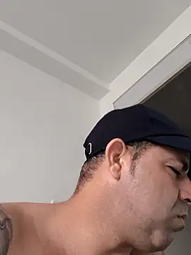 Snapshot of Marciogrei chatting on 10/03/25, 09:12 Marciogrei online show from 10/03/25, 09:12