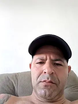 Snapshot of Marciogrei chatting on 10/15/25, 07:47 Marciogrei online show from 10/15/25, 07:47