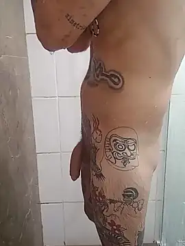 Snapshot of rolesexy chatting on 12/18/24, 10:24 rolesexy online show from 12/18/24, 10:24