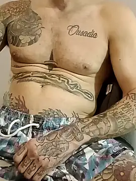 Snapshot of rolesexy chatting on 10/05/25, 02:21 rolesexy online show from 10/05/25, 02:21