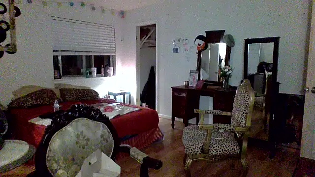 Snapshot of sophiarica chatting on 05/19/26, 06:53 sophiarica online show from 05/19/26, 06:53
