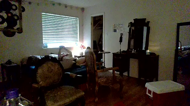 Snapshot of sophiarica chatting on 06/12/26, 10:52 sophiarica online show from 06/12/26, 10:52