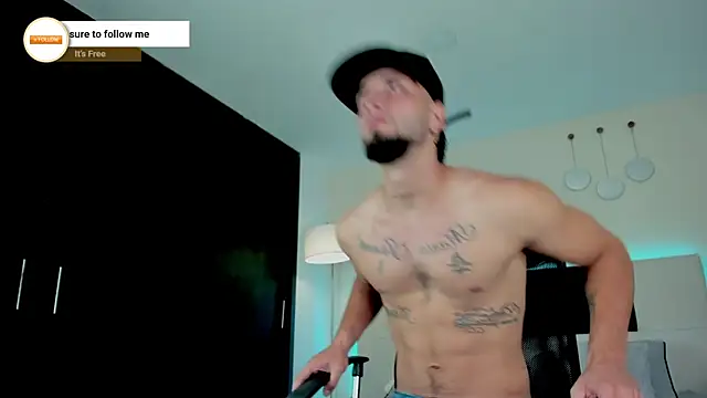 MattDevon online show from 11/25/25, 03:50