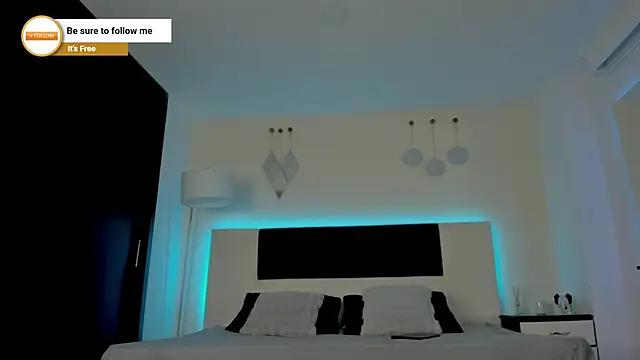 MattDevon online show from 12/18/25, 04:40