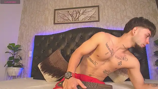 MattDevon online show from 01/12/26, 06:35