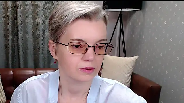 Cutie Erikaa1 online show from 10/30/25, 02:24