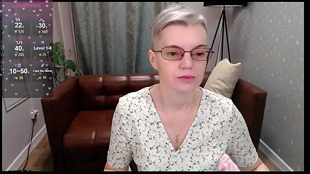 Cutie Erikaa1 online show from 11/13/25, 02:10