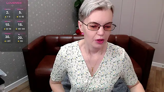 Cutie Erikaa1 online show from 04/04/26, 02:21