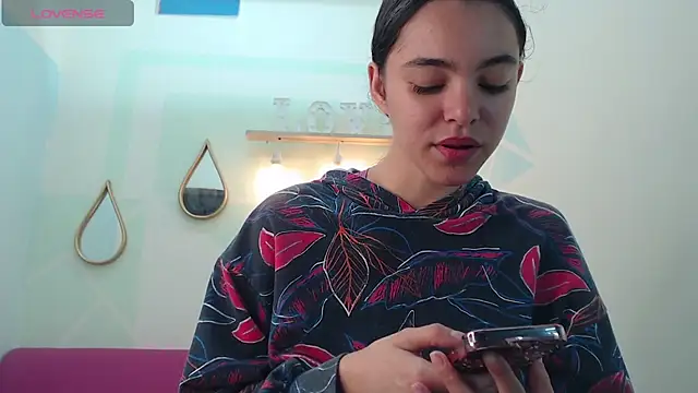 Mia-kalinfa online show from 02/19/25, 12:55