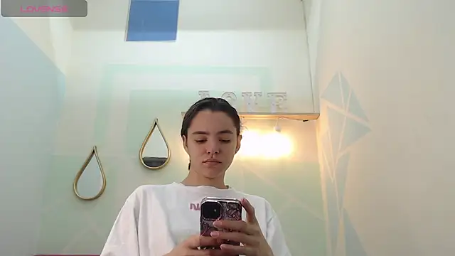 Mia-kalinfa online show from 02/27/25, 01:17