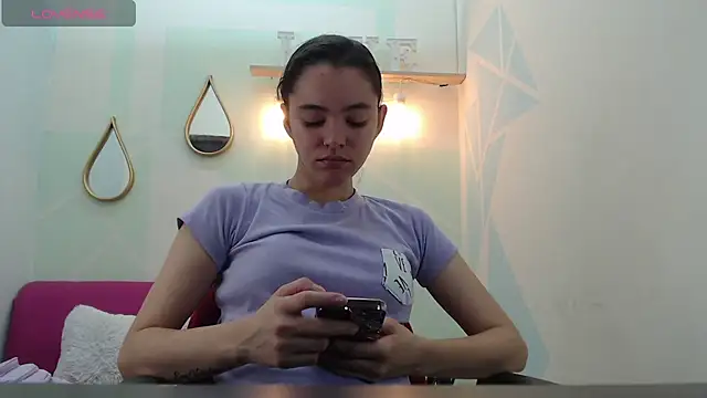 Mia-kalinfa online show from 03/18/25, 12:58