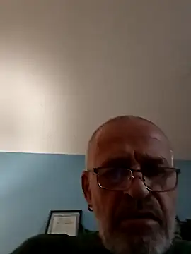 geilerschwanz64 online show from 01/17/25, 08:02