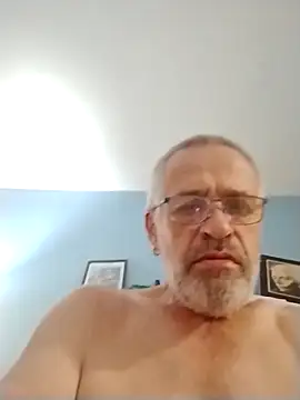 geilerschwanz64 online show from 10/30/25, 11:33