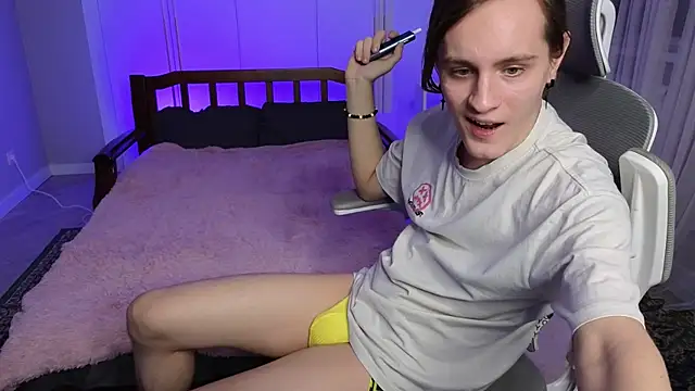 nikompell online show from 12/15/24, 02:59