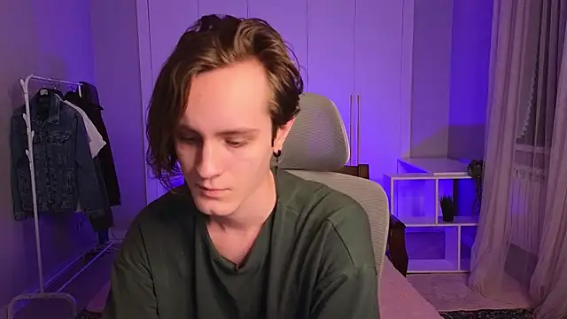 nikompell online show from 02/26/25, 04:47