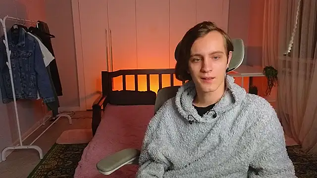 nikompell online show from 03/07/25, 04:46