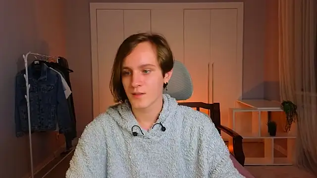 nikompell online show from 03/11/25, 07:25