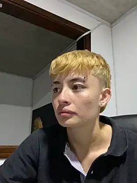 Snapshot of nico_18x chatting on 01/31/25, 11:56 nico 18x online show from 01/31/25, 11:56