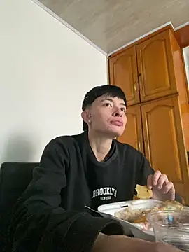 Snapshot of nico_18x chatting on 03/06/25, 07:54 nico 18x online show from 03/06/25, 07:54