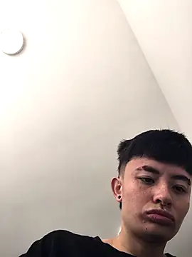 Snapshot of nico_18x chatting on 10/08/25, 04:15 nico 18x online show from 10/08/25, 04:15